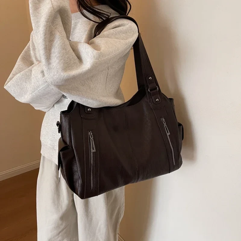 Women Shoulder Bag – Stylish Design