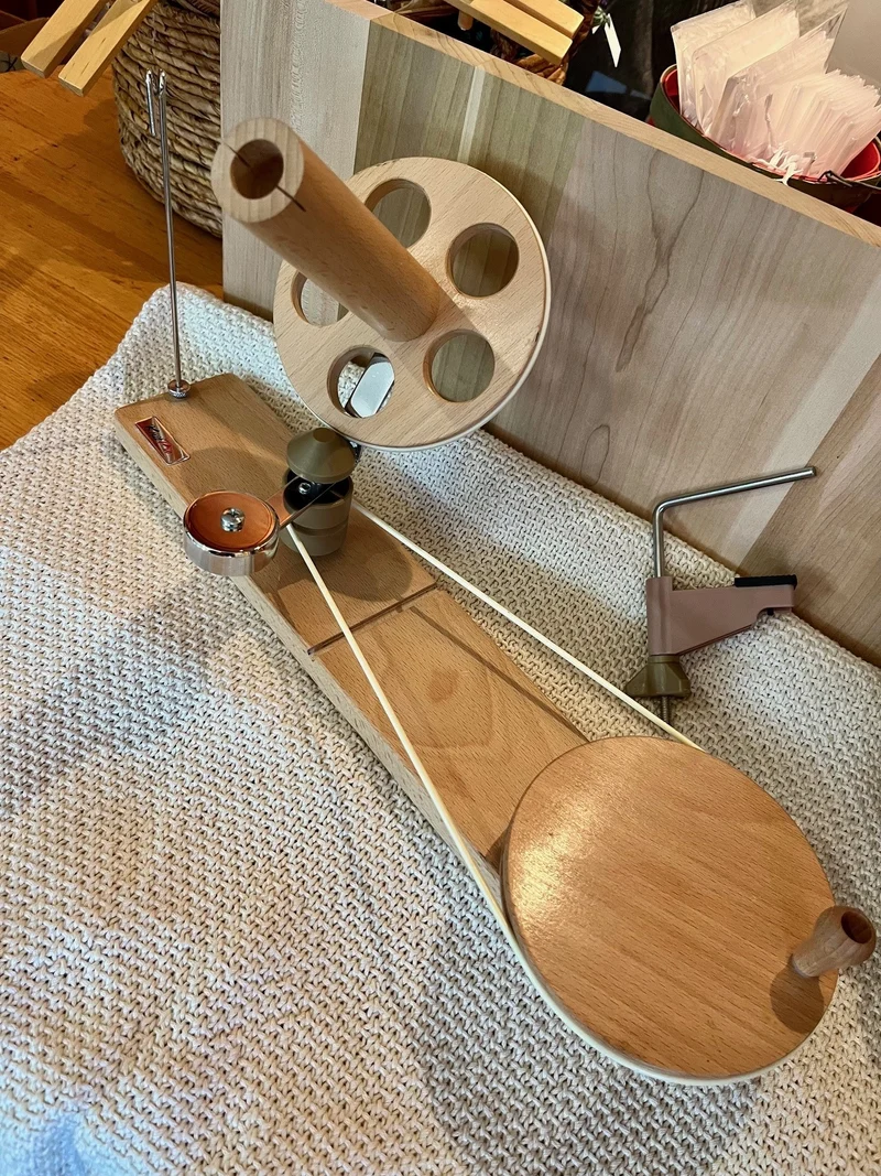 Natural Ball Winder
