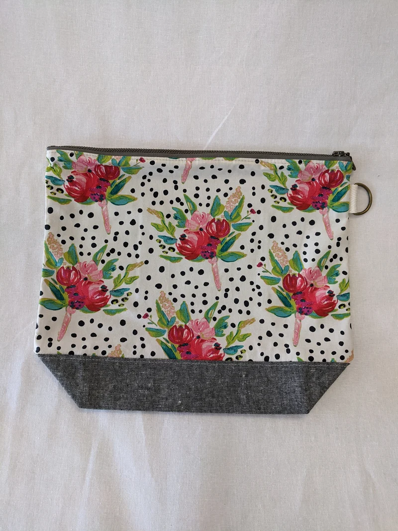Contrast Bottom Bag