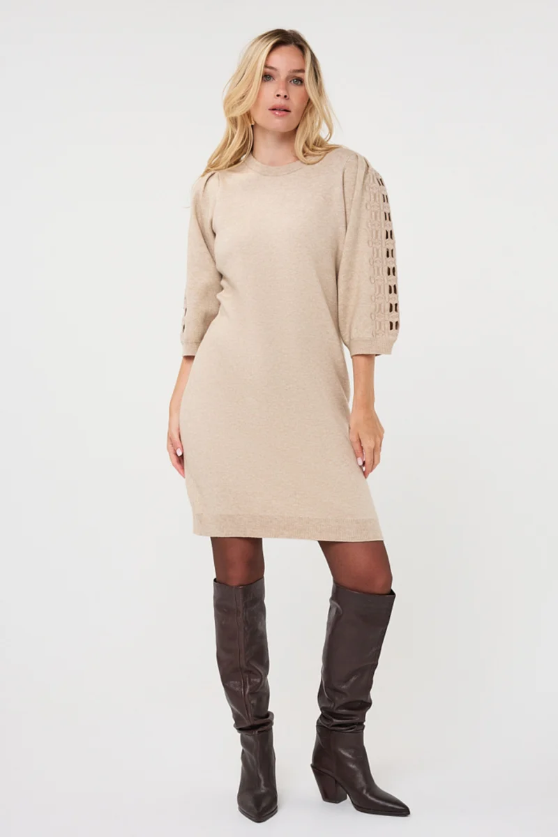 Jurk Knit Embroidery Biscuit F26.07523