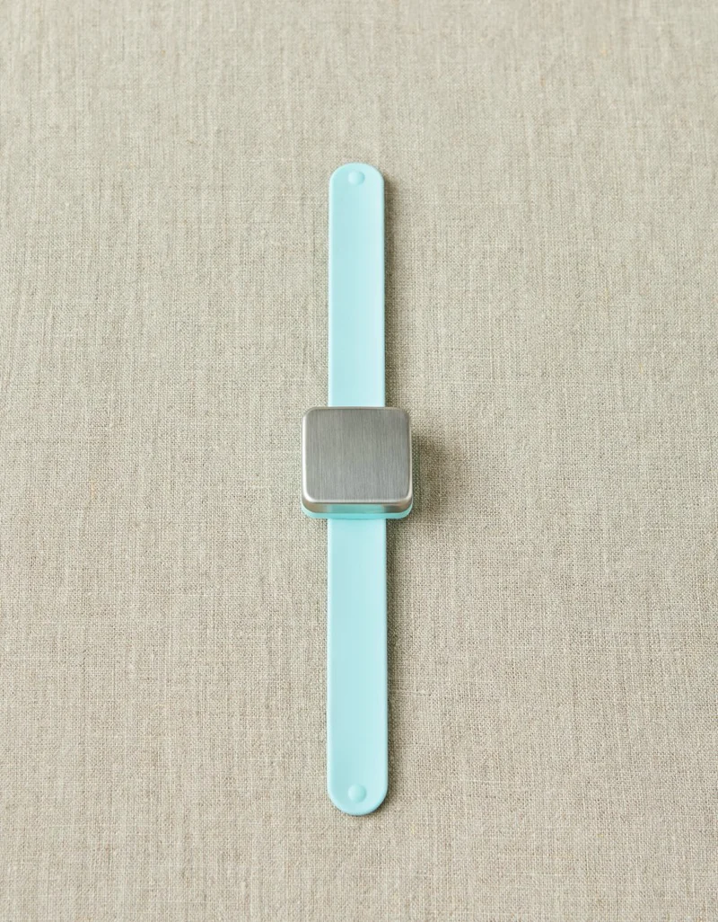 Maker's Keep Magnetic Slap Bracelet