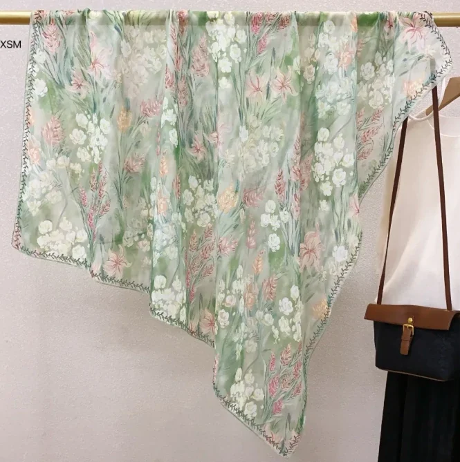 Groothandel in vierkante sjaals met bloemenprint voor dames, zomerse zijde-katoenen sjaal
