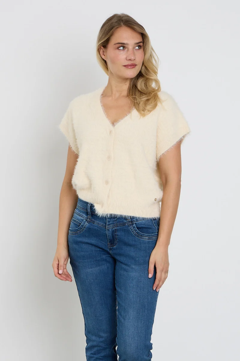 Top Sleeveless Fuzzy Cream SRB5116