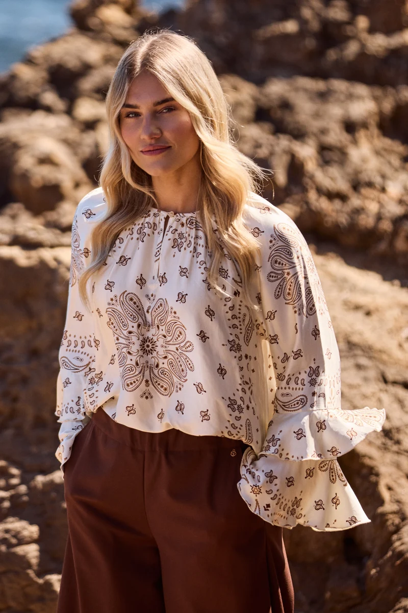 Blouse Asra Paisley Offwhite Toffee NKF02202