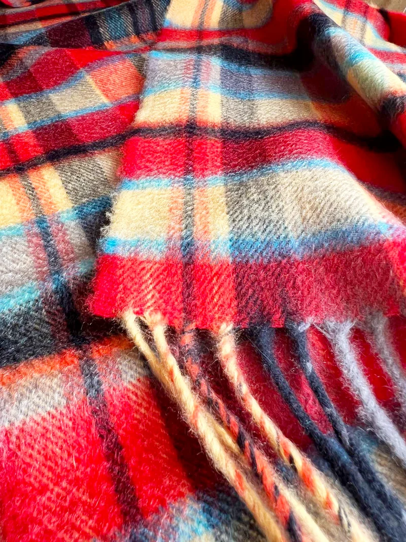 Lochcarron Kaschmirschal Damen Rote Rosen Kariert