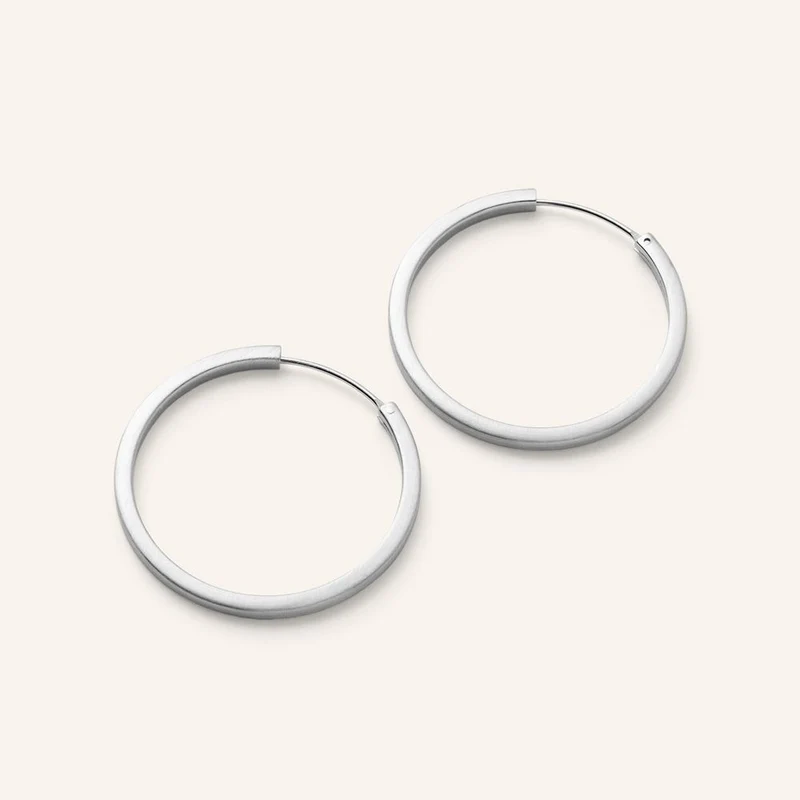 CIRCLE LINE hoops