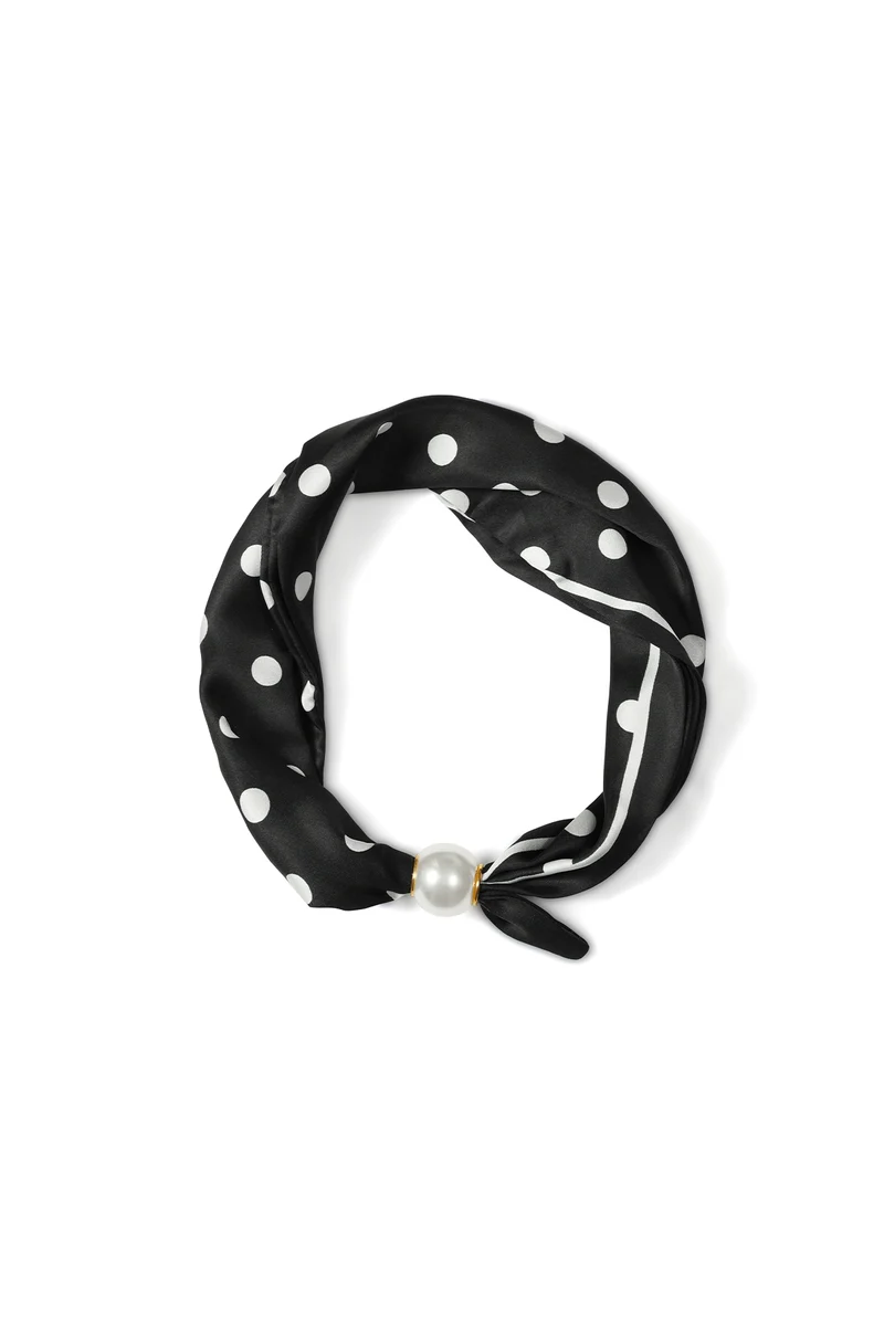 Dames Zomersjaal met Stippen – Polyester – Licht & Soepel