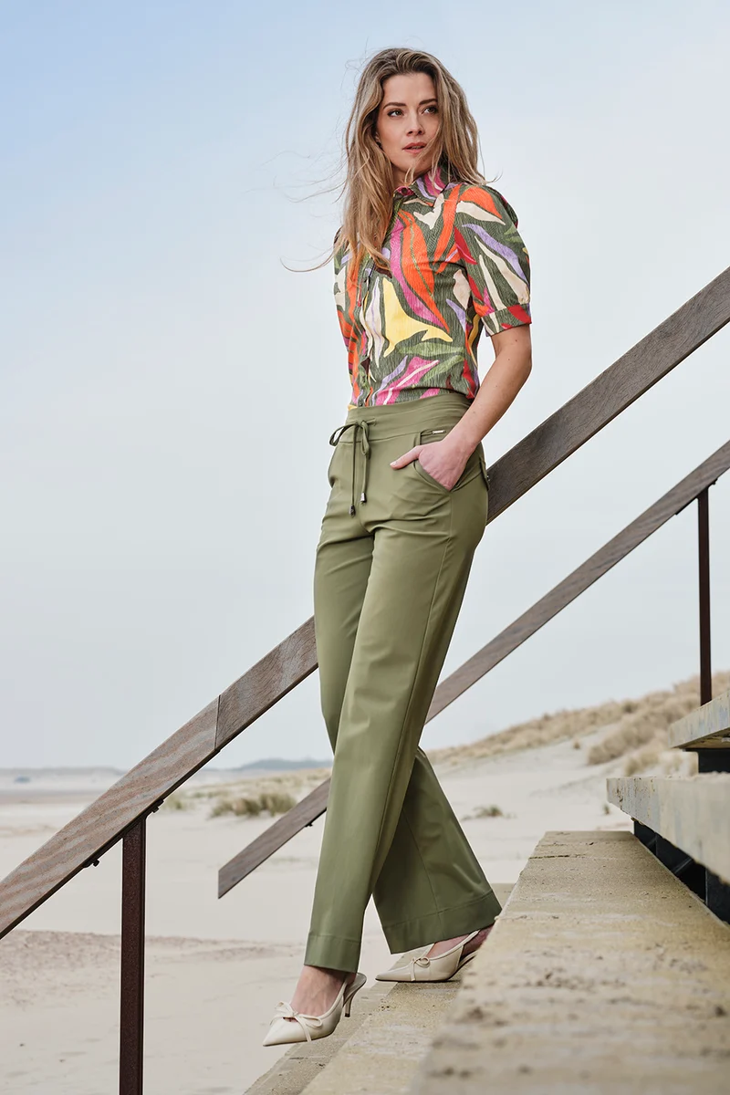 Travel Blouse Puff Summer Leaf Dance Print Olive 202270