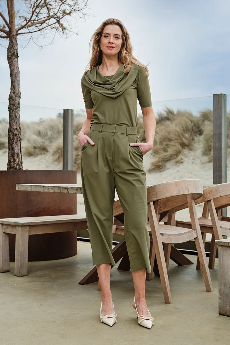 Travel Top Drape Neck Olive 202829