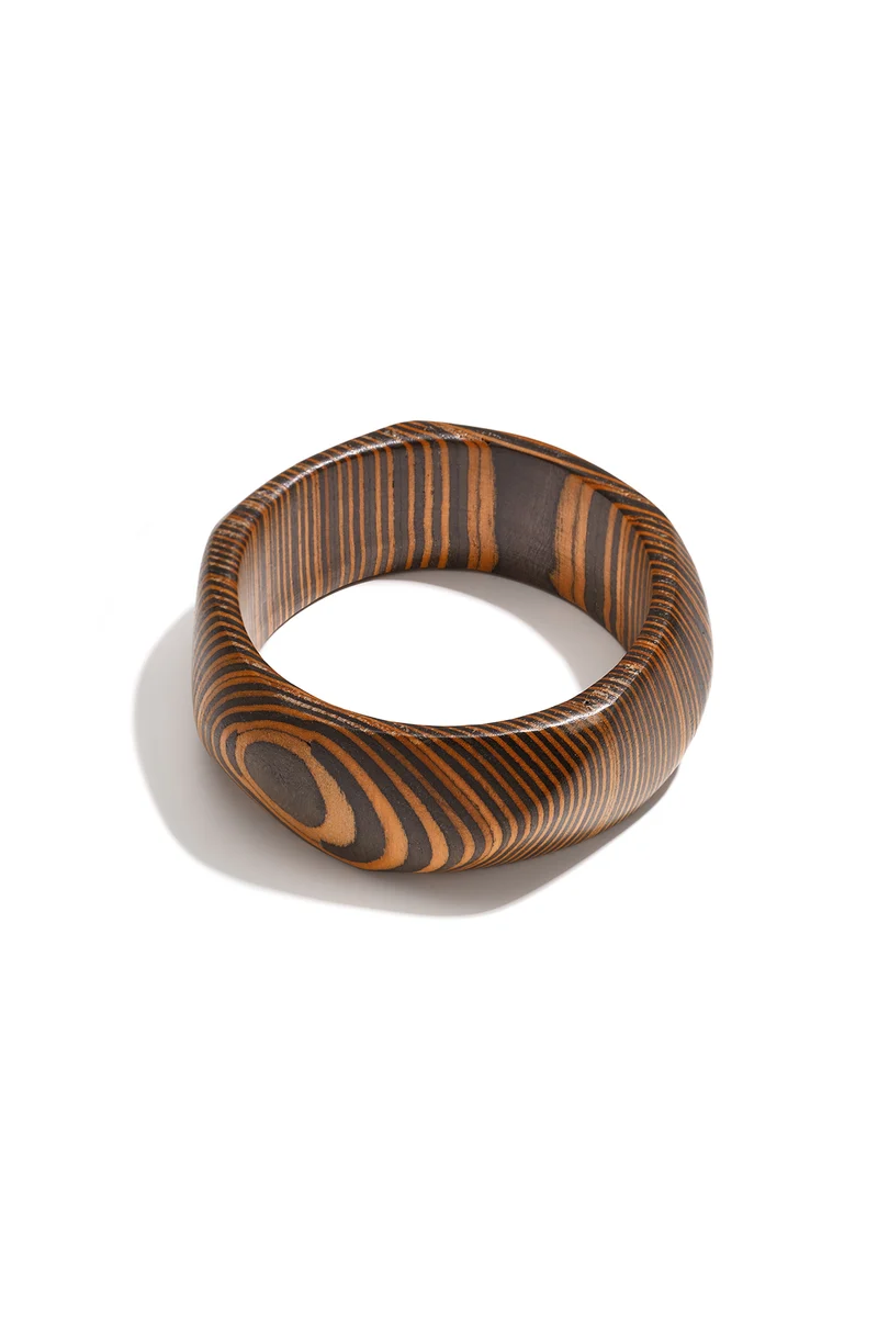Houten Bangle Armband – Faceted Houtnerf | Zwart & Bruin