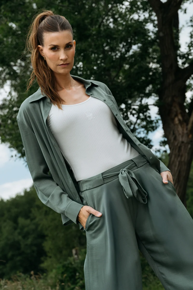 Blouse Shoot Green Smoke