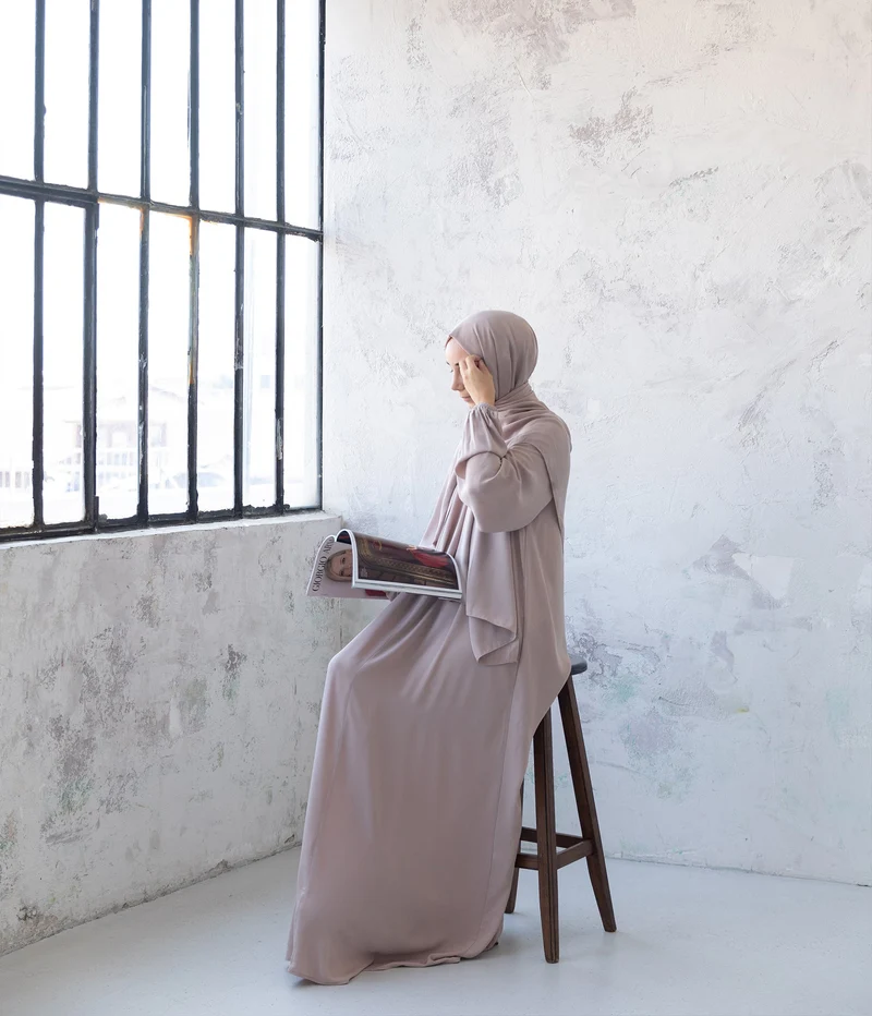 Pearl Puff Abaya UsW - Warm Taupe
