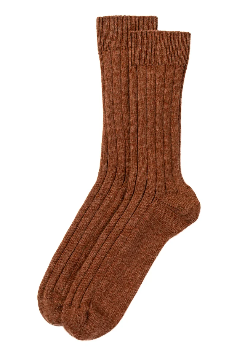 Rosie Sugden Herren Kaschmir Lounge-Socken Hirsch | Made in Scotland