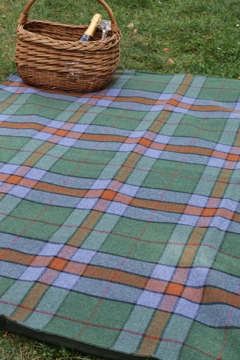 Kuuhi Schottische Tartan Picknickdecke Ben Oss | Grün · Lammwolle · Wasserdicht