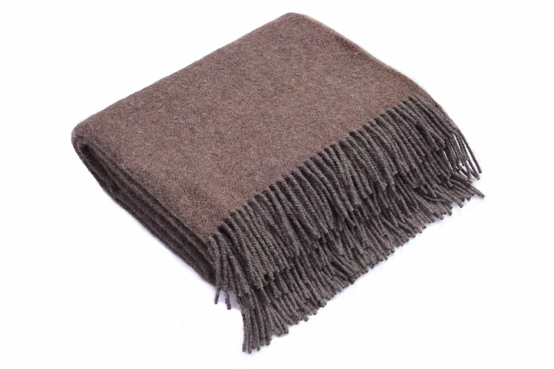 Kuuhi Shetland Kammgarn Wolldecke Braun