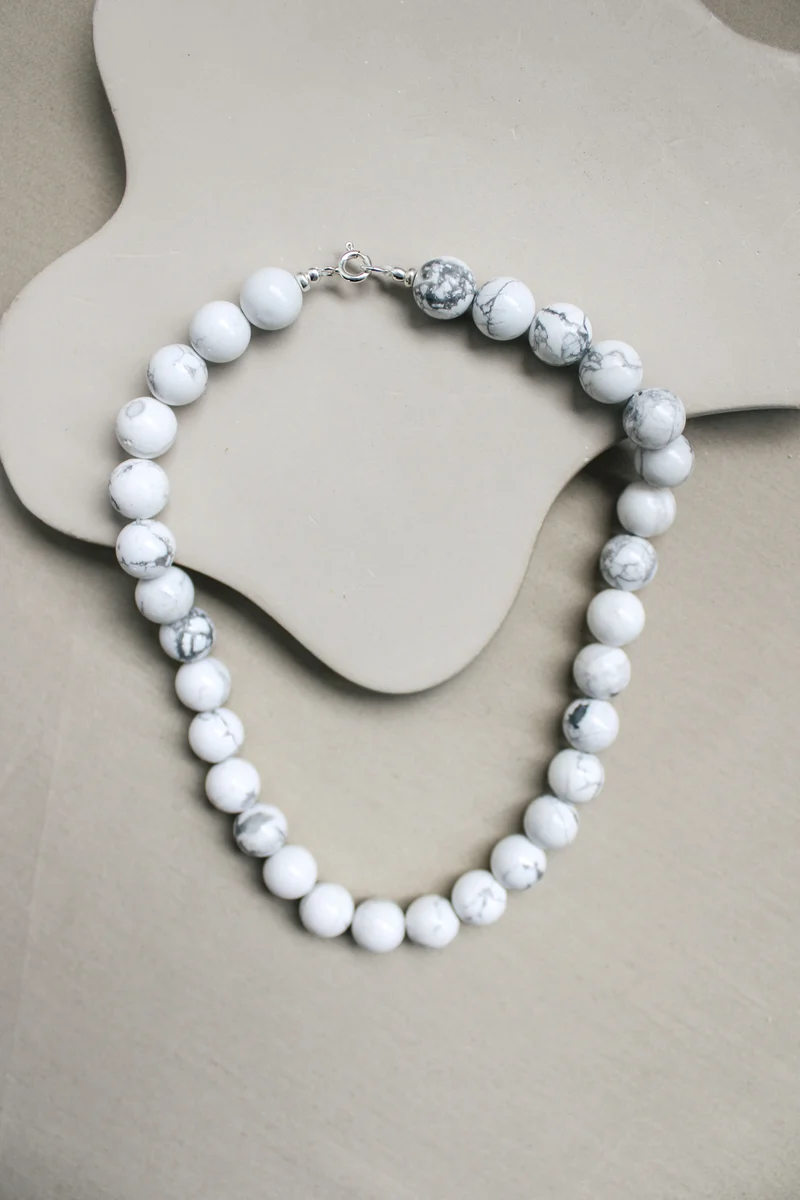 Howliet ketting 'Mona'