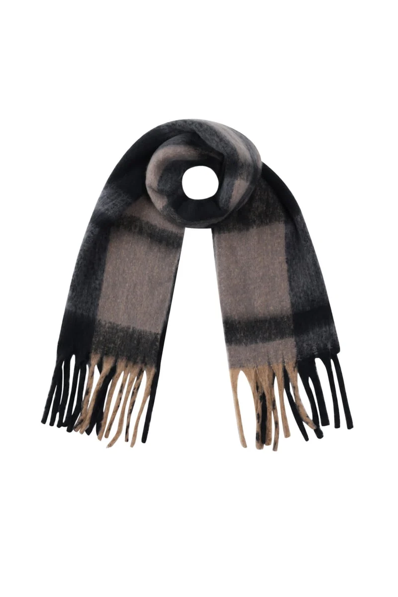 Daily babe scarf