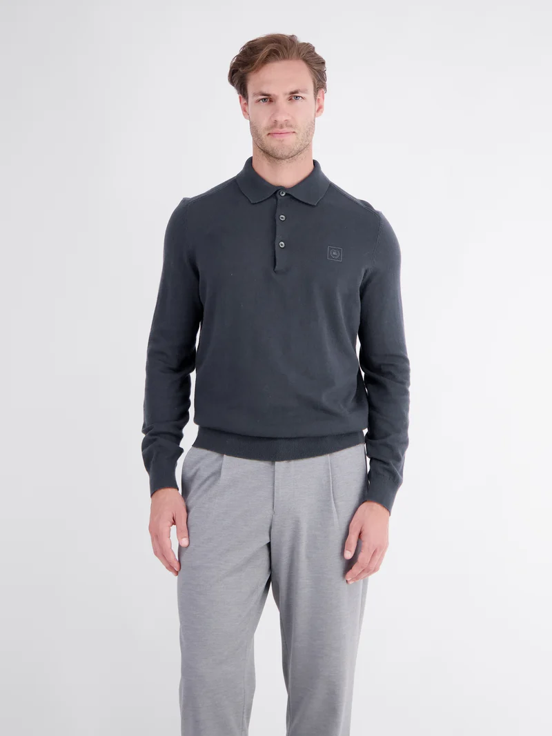 Langarm Polo aus Baumwollstrick mit flexiblen Rippbündchen