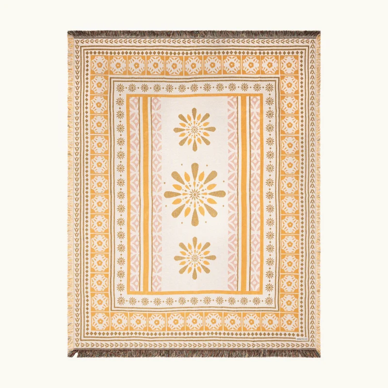 DAISY THROW RUG