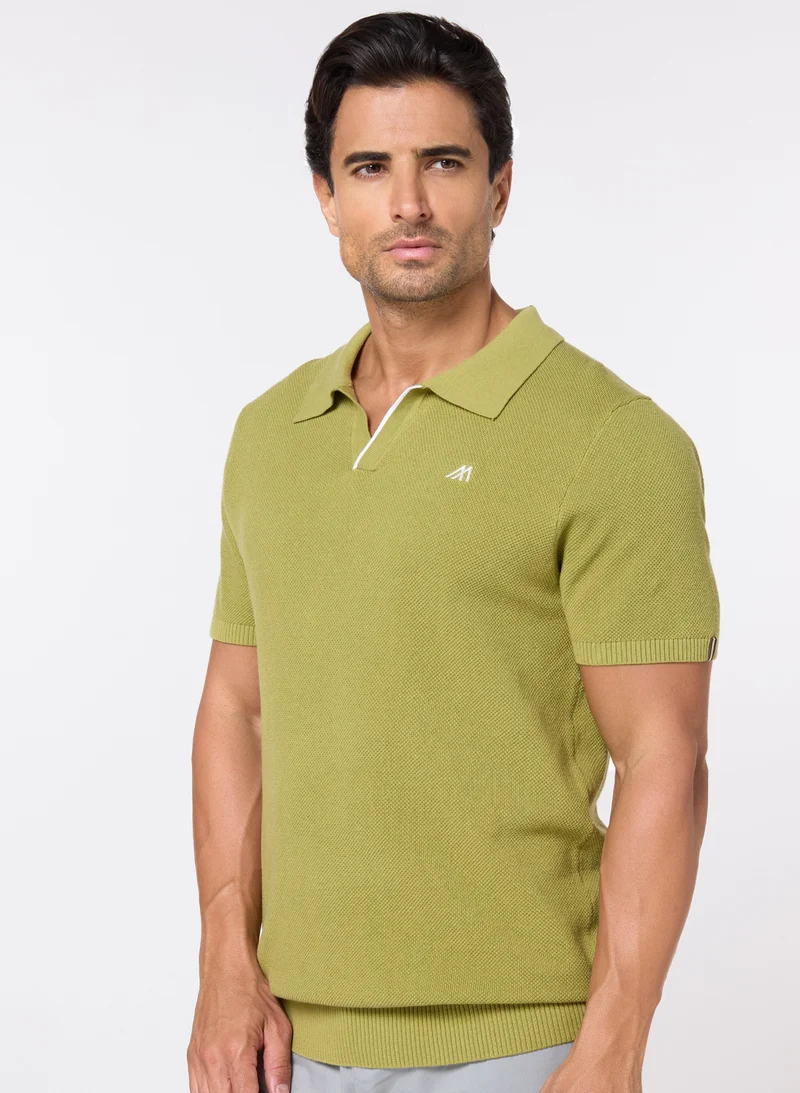 The Ripe Kiwi – Kiwi Green Cotton V-Neck Polo, Comfort Fit