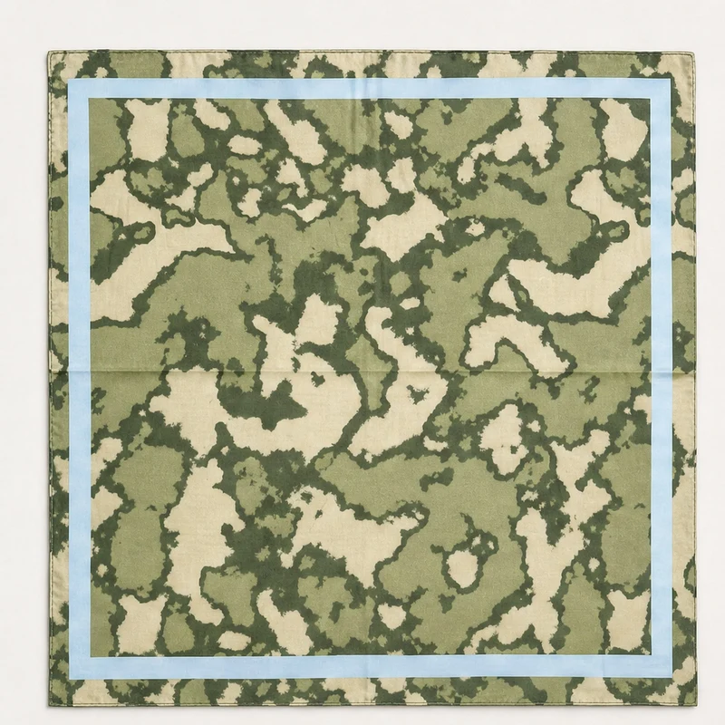 HS Zijde Look Sjaal 70x70 - Olijfgroen Marmer Lichtblauwe Rand