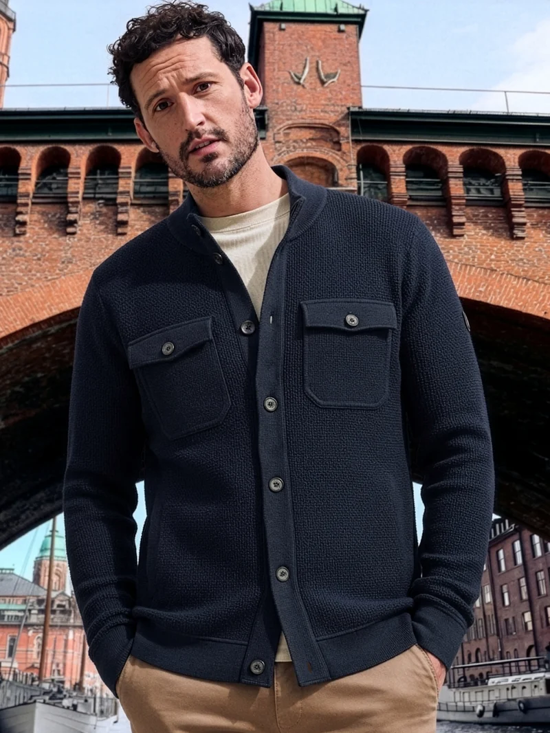 Maskulines Overshirt aus bequemem Baumwollmischgewebe
