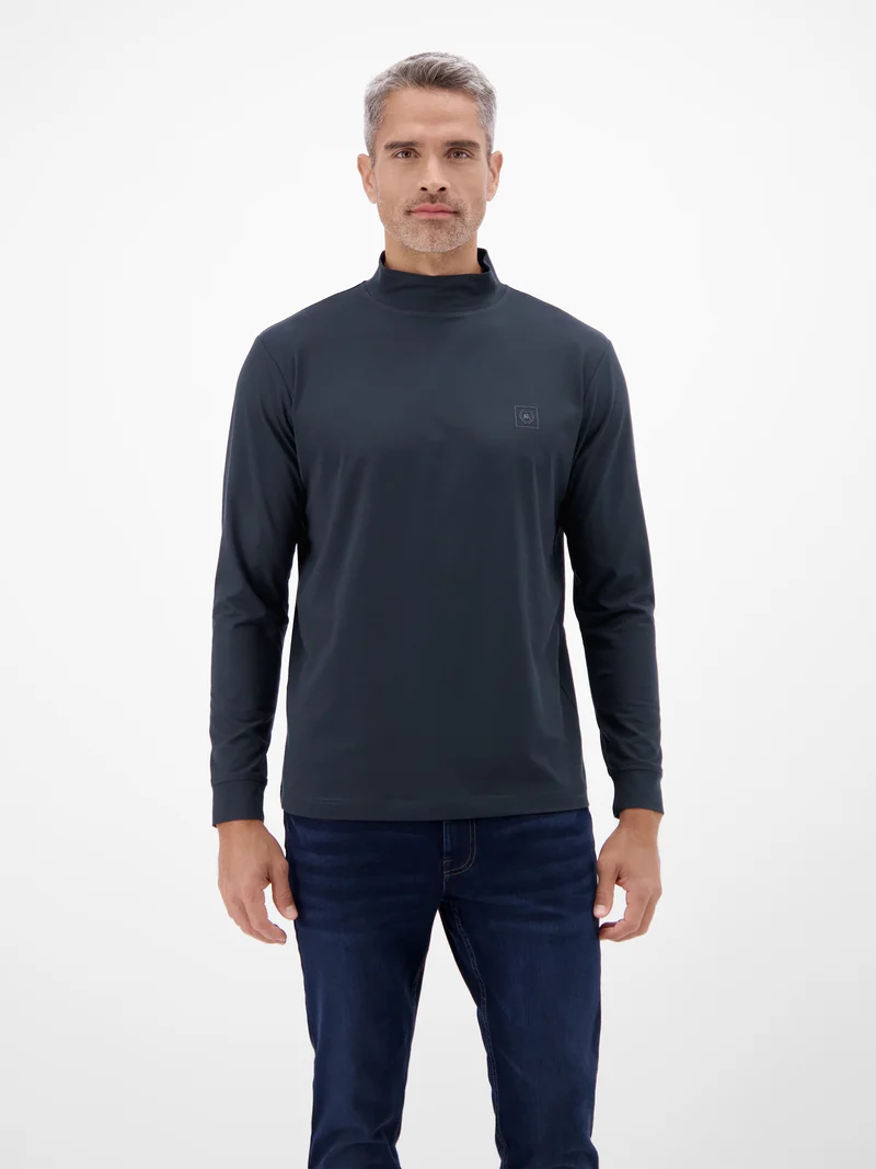 Herren-Shirt mit modischem Turtleneck